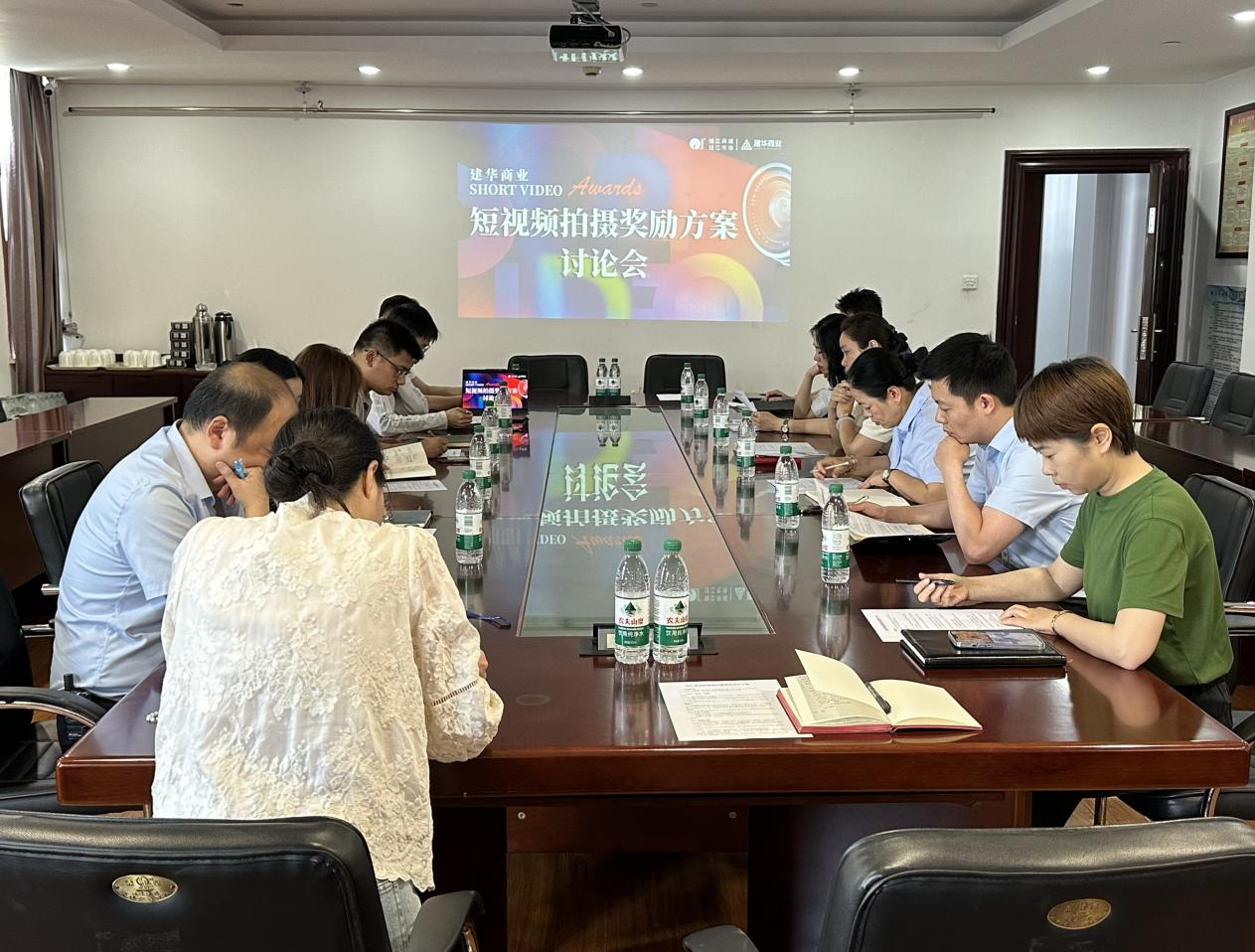 攜手共探發(fā)展新路徑，齊心布局營(yíng)銷新策略