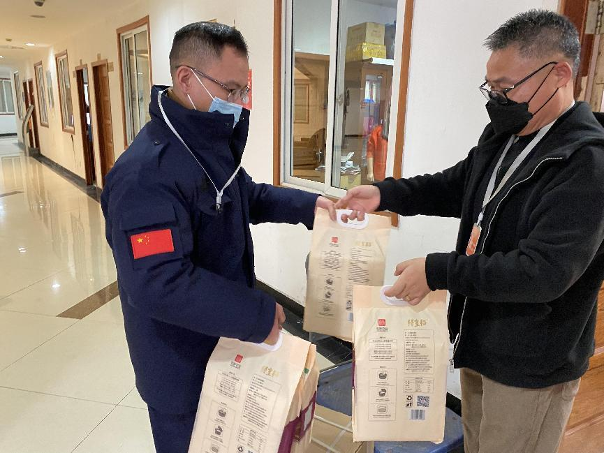 人間煙火處，年味漸濃時——錢江商城發(fā)年貨啦！
