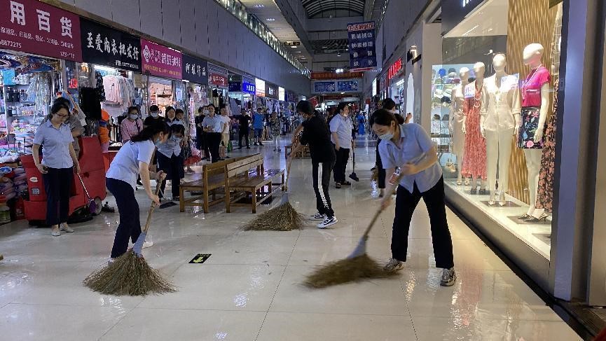 強(qiáng)降雨來襲！—— 錢江商城全力做好排水防汛工作
